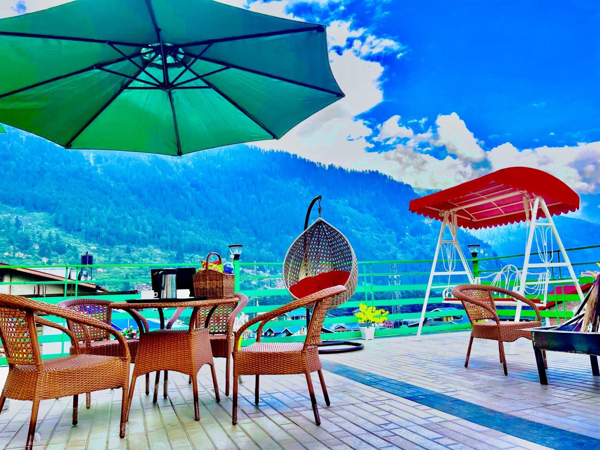 Vista Resort, Manali - ! Near Mall Road !! Hot & Cold Ac Rooms !! Best Selling !! Big Parking !! Luxury Collection !! Open Terrace !! Lift !! Playing Zone !! Property Of The Year ! Bagian luar foto
