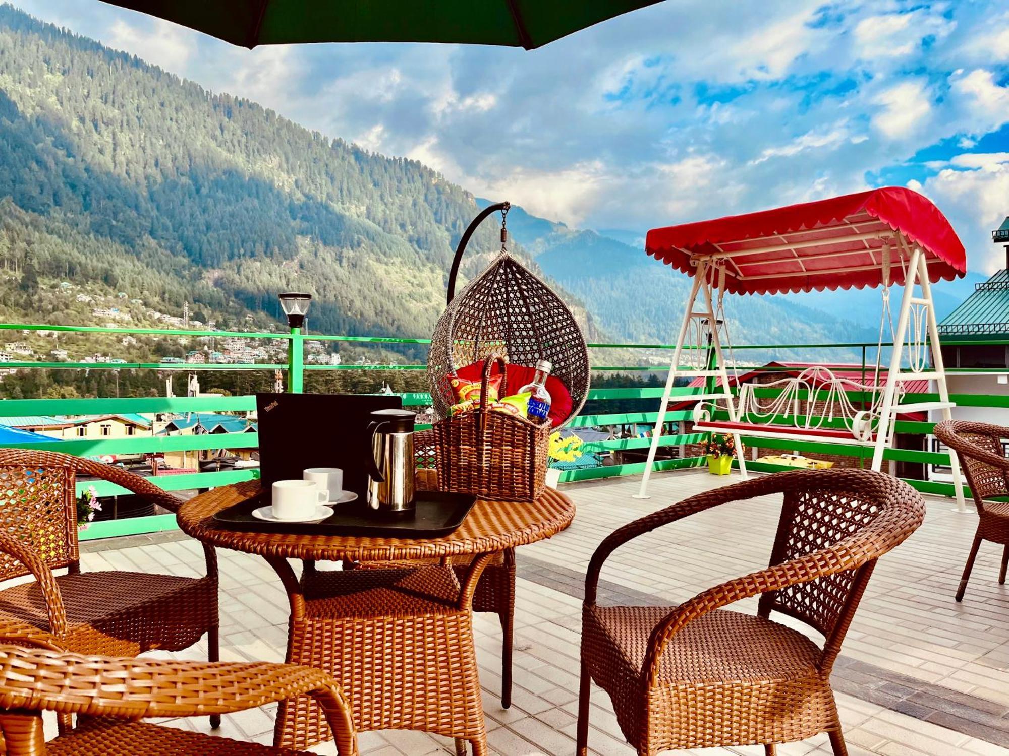 Vista Resort, Manali - ! Near Mall Road !! Hot & Cold Ac Rooms !! Best Selling !! Big Parking !! Luxury Collection !! Open Terrace !! Lift !! Playing Zone !! Property Of The Year ! Bagian luar foto