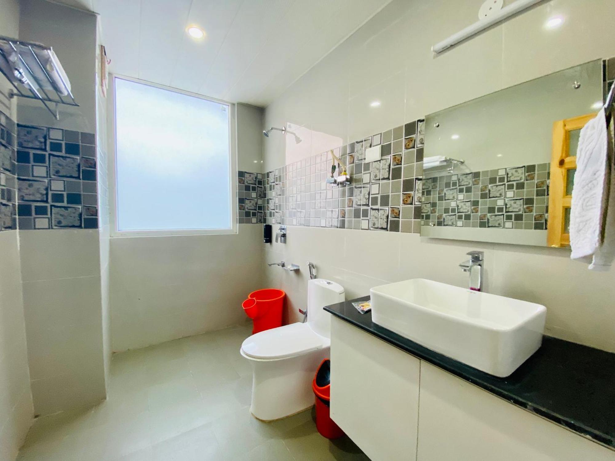 Vista Resort, Manali - ! Near Mall Road !! Hot & Cold Ac Rooms !! Best Selling !! Big Parking !! Luxury Collection !! Open Terrace !! Lift !! Playing Zone !! Property Of The Year ! Bagian luar foto