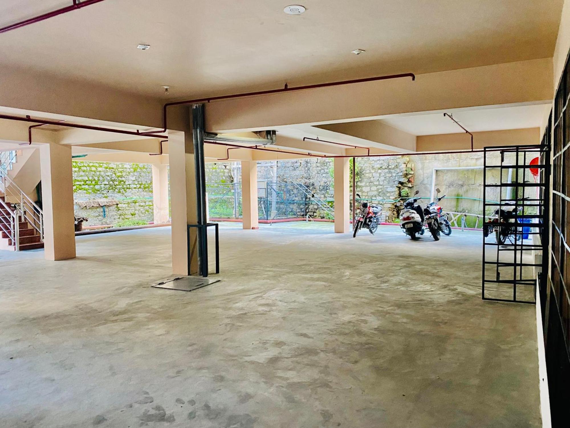 Vista Resort, Manali - ! Near Mall Road !! Hot & Cold Ac Rooms !! Best Selling !! Big Parking !! Luxury Collection !! Open Terrace !! Lift !! Playing Zone !! Property Of The Year ! Bagian luar foto